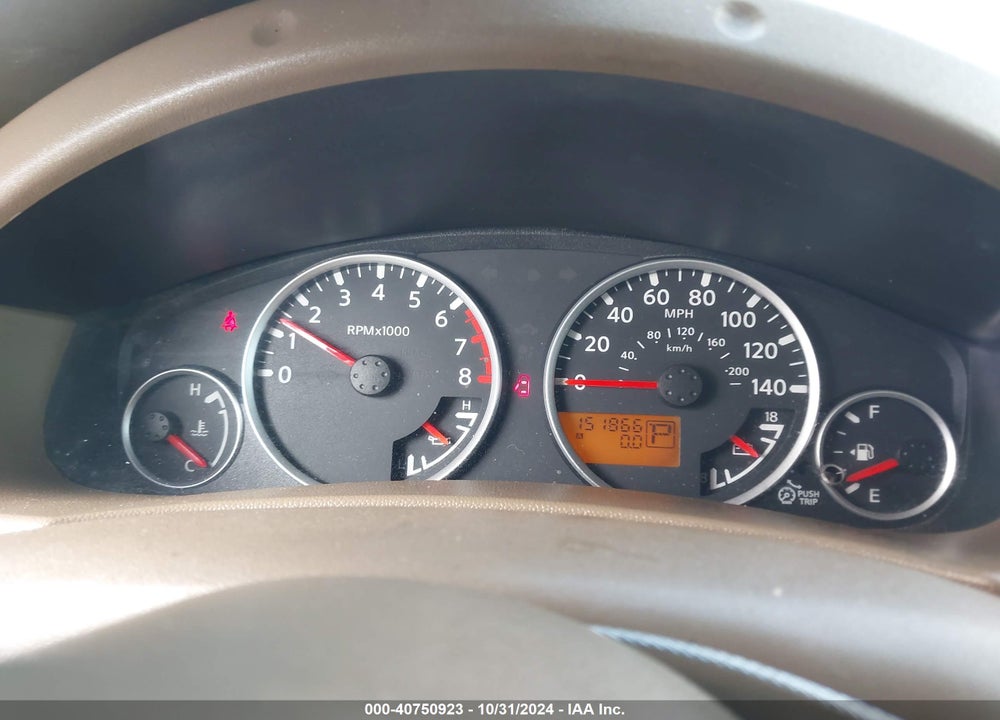 2005 NISSAN FRONTIER LE VIN: 1N6AD07U35C425572