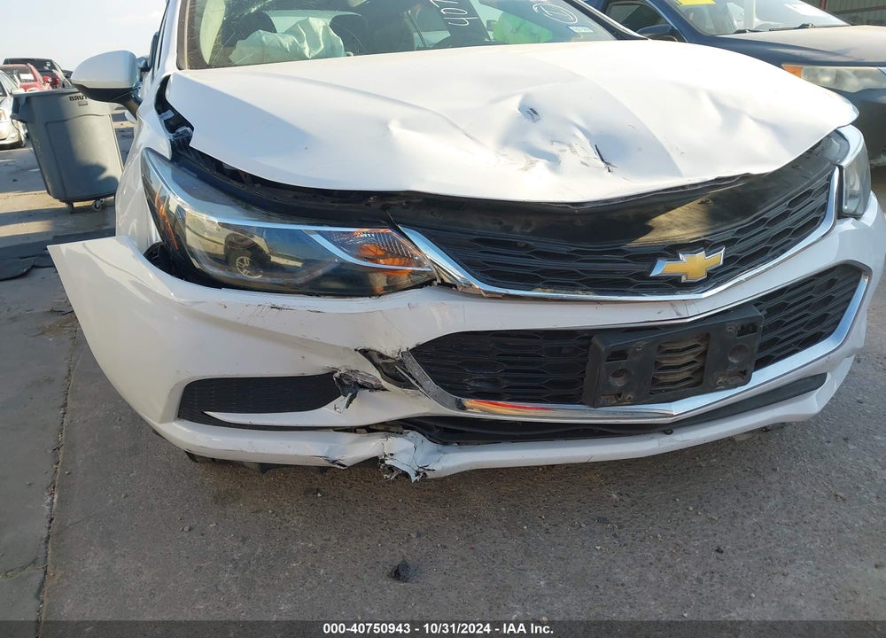 2018 CHEVROLET CRUZE LT AUTO VIN: 1G1BE5SMXJ7223574