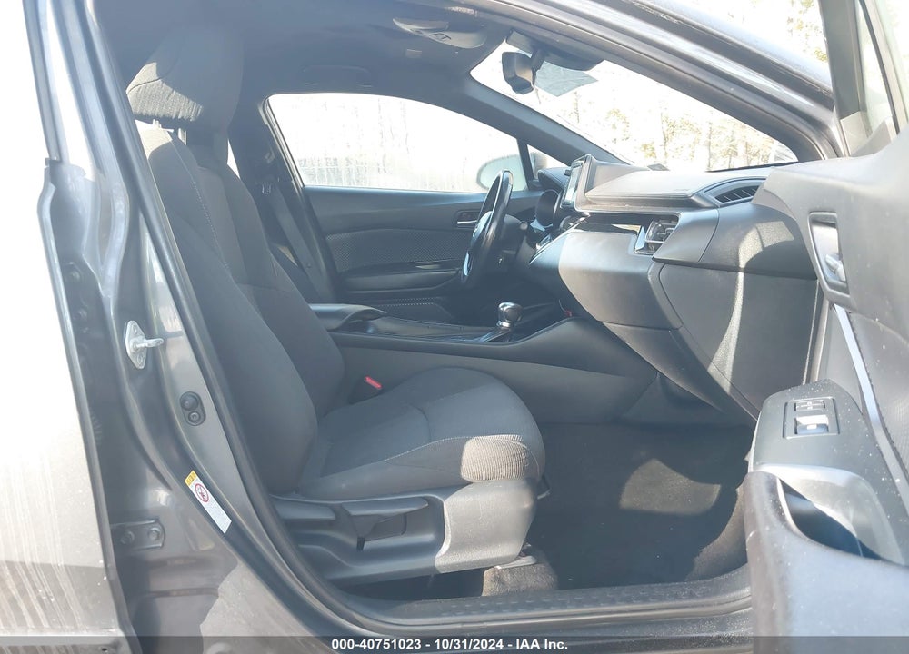 2018 TOYOTA C-HR XLE VIN: NMTKHMBX3JR019397