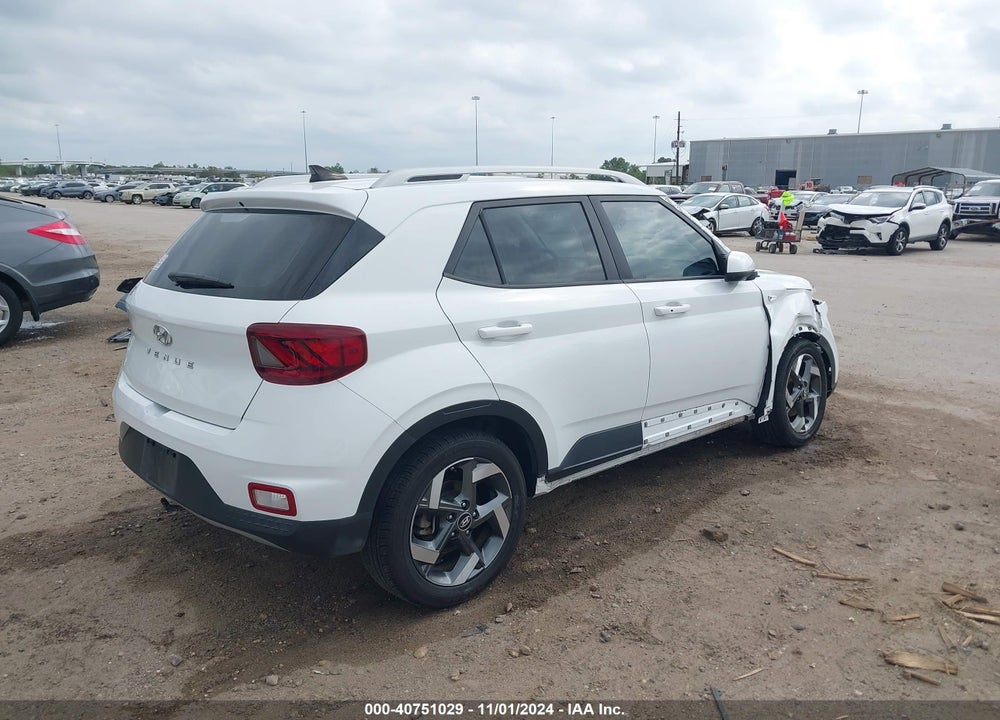 2021 HYUNDAI VENUE SEL VIN: KMHRC8A36MU083935