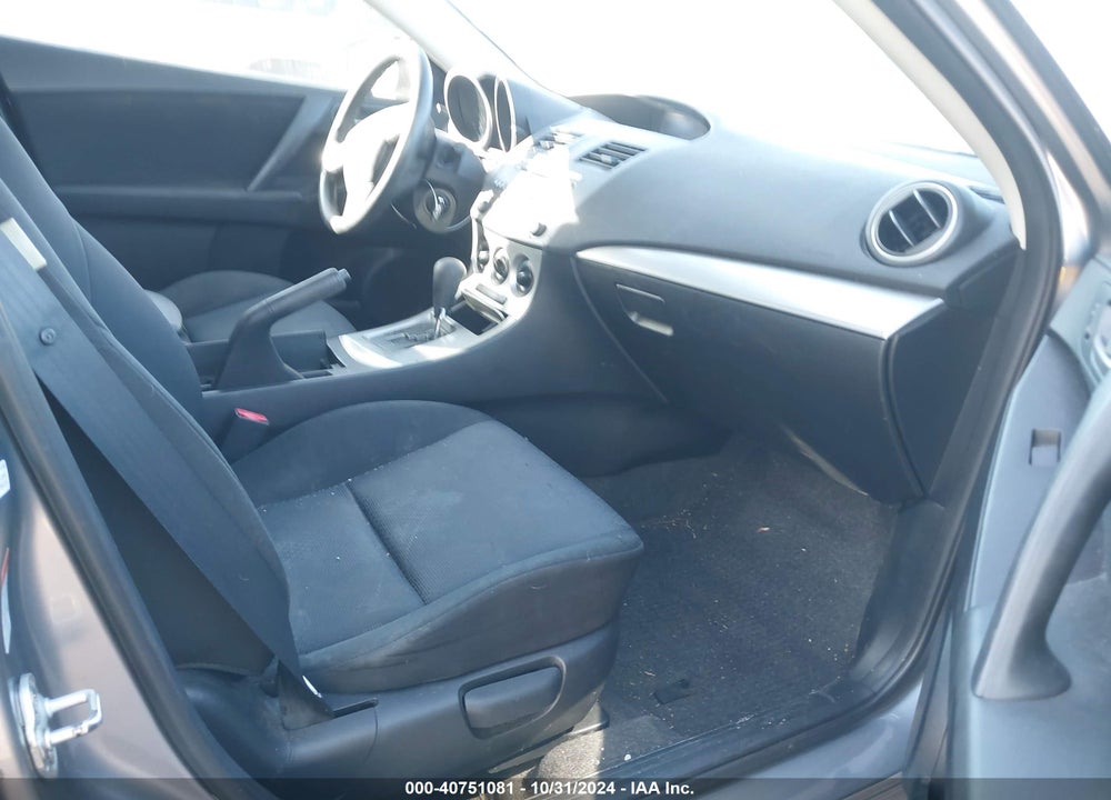 2010 MAZDA 3 I TOURING VIN: JM1BL1SG4A1203209