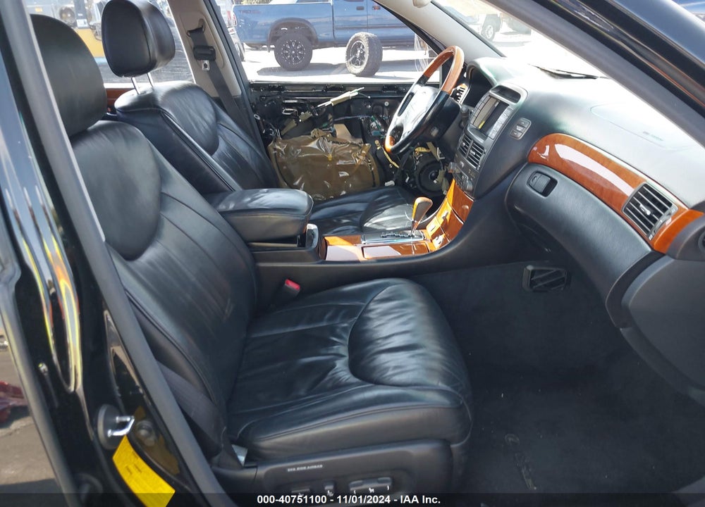2001 LEXUS LS 430 VIN: JTHBN30F310038922