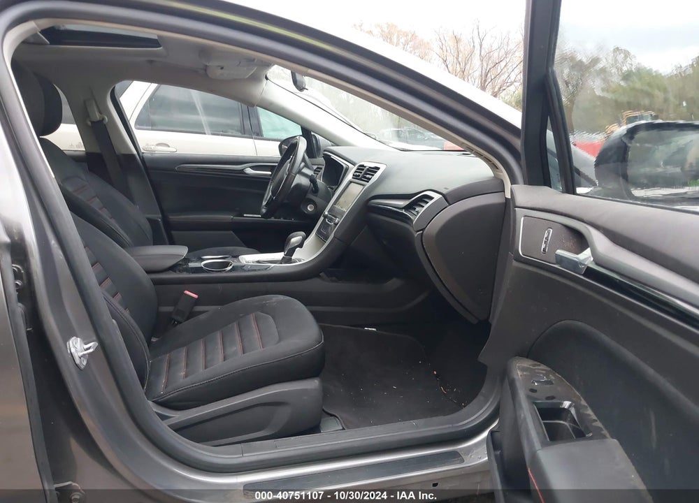 2014 FORD FUSION SE VIN: 1FA6P0H70E5353166