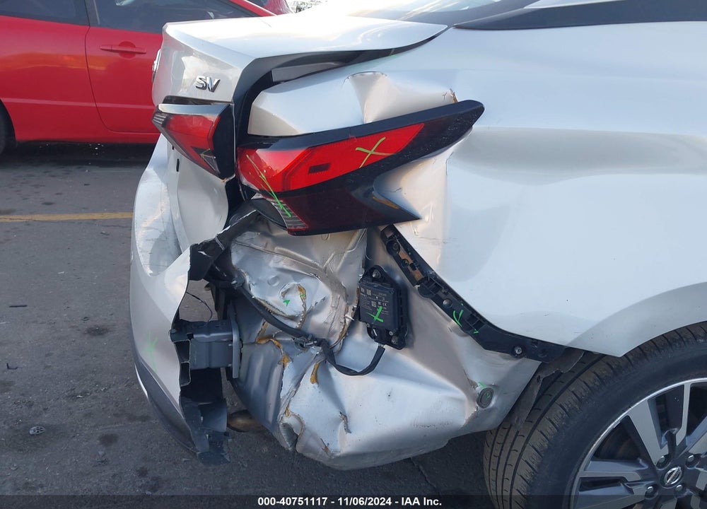 2020 NISSAN VERSA SV XTRONIC CVT VIN: 3N1CN8EV3LL826580