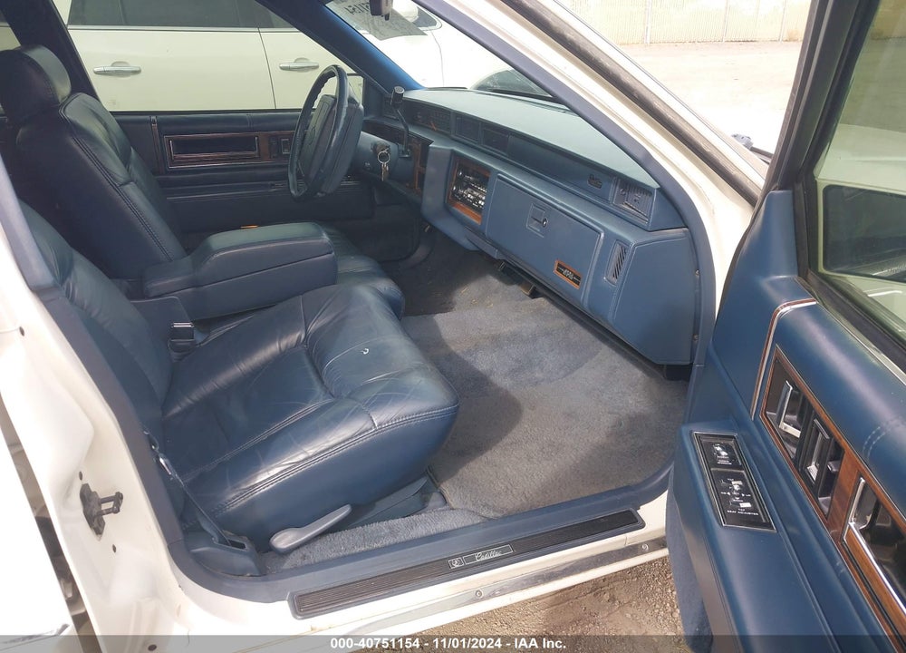 1993 CADILLAC DEVILLE VIN: 1G6CD53B1P4310661