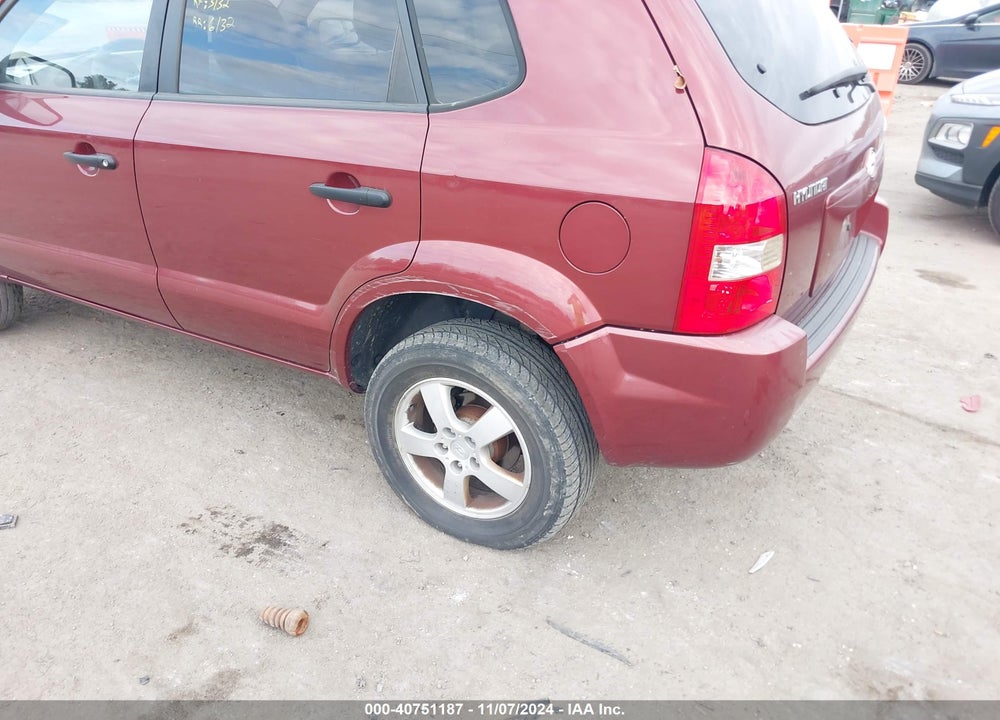 2007 HYUNDAI TUCSON GLS VIN: KM8JM12B67U648907