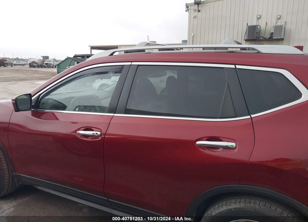 2019 NISSAN ROGUE SV VIN: 5N1AT2MTXKC747422