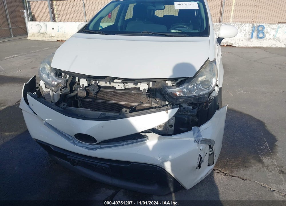 2015 TOYOTA PRIUS V VIN: JTDZN3EU1FJ016586
