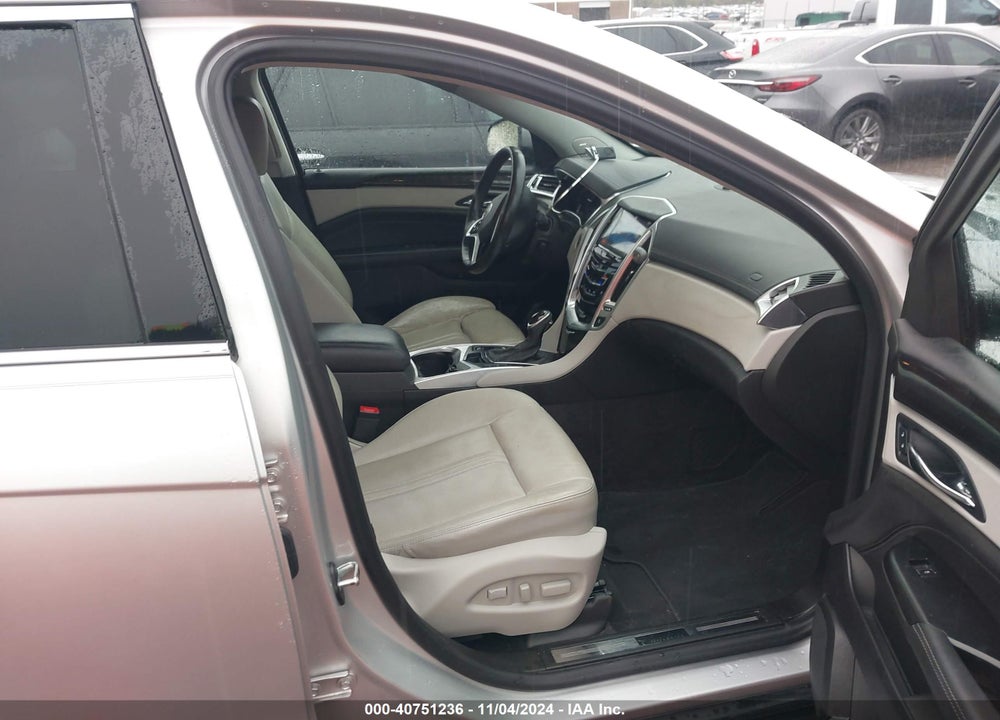 2014 CADILLAC SRX LUXURY COLLECTION VIN: 3GYFNBE33ES664295