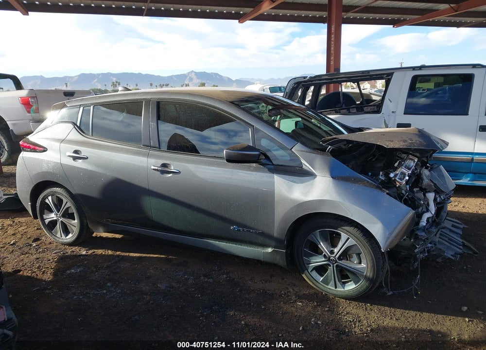 2018 NISSAN LEAF SV VIN: 1N4AZ1CP5JC315603
