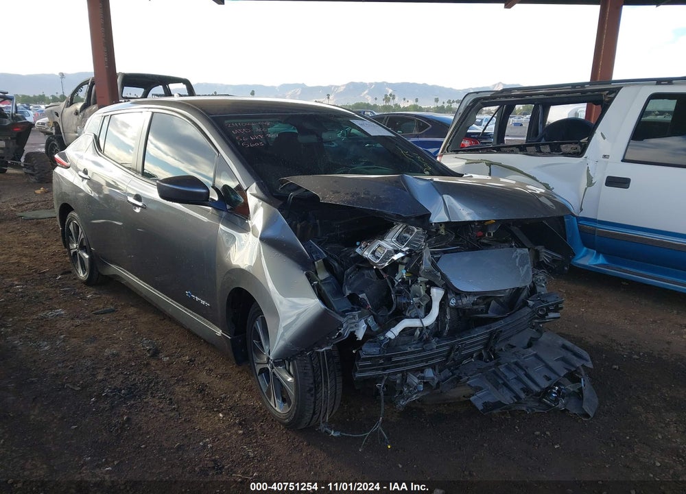 2018 NISSAN LEAF SV VIN: 1N4AZ1CP5JC315603