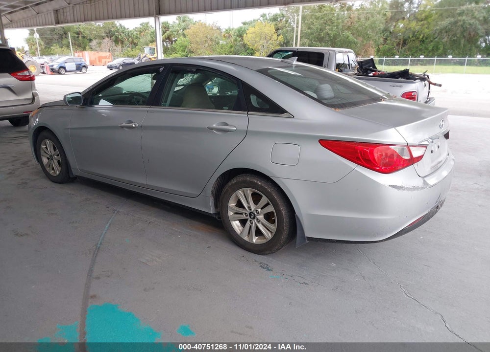 2013 HYUNDAI SONATA GLS VIN: 5NPEB4AC8DH678262