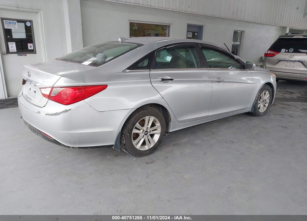 2013 HYUNDAI SONATA GLS VIN: 5NPEB4AC8DH678262