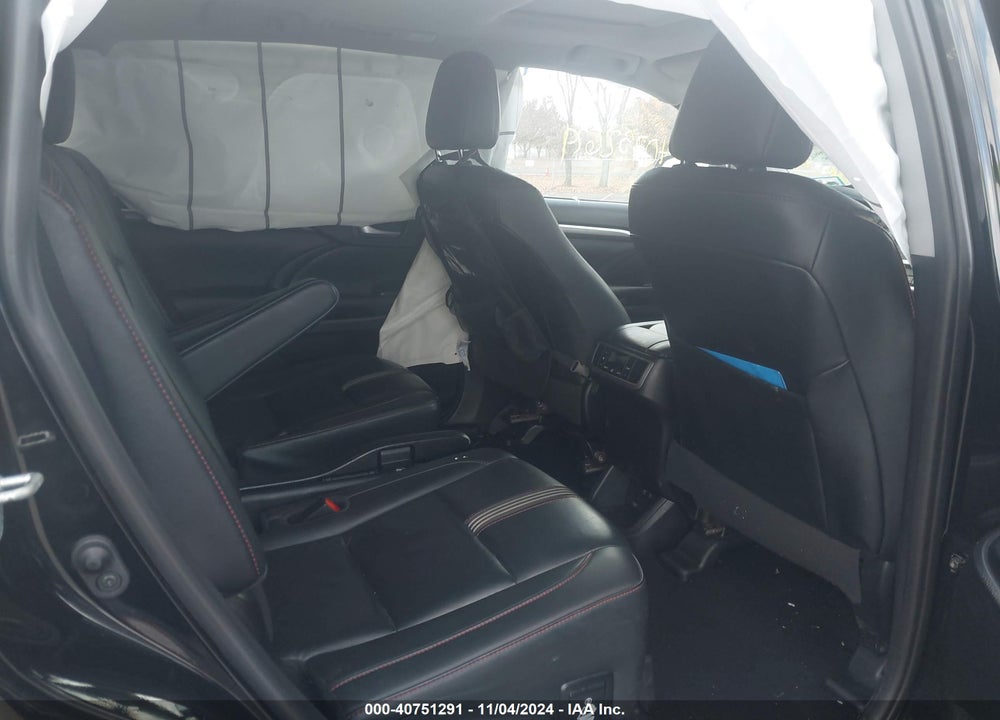 2019 TOYOTA HIGHLANDER SE VIN: 5TDJZRFH2KS604029