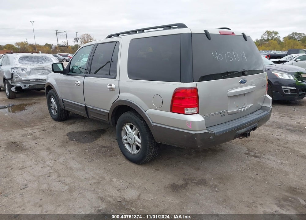 2005 FORD EXPEDITION NBX/XLT VIN: 1FMFU16505LA76570