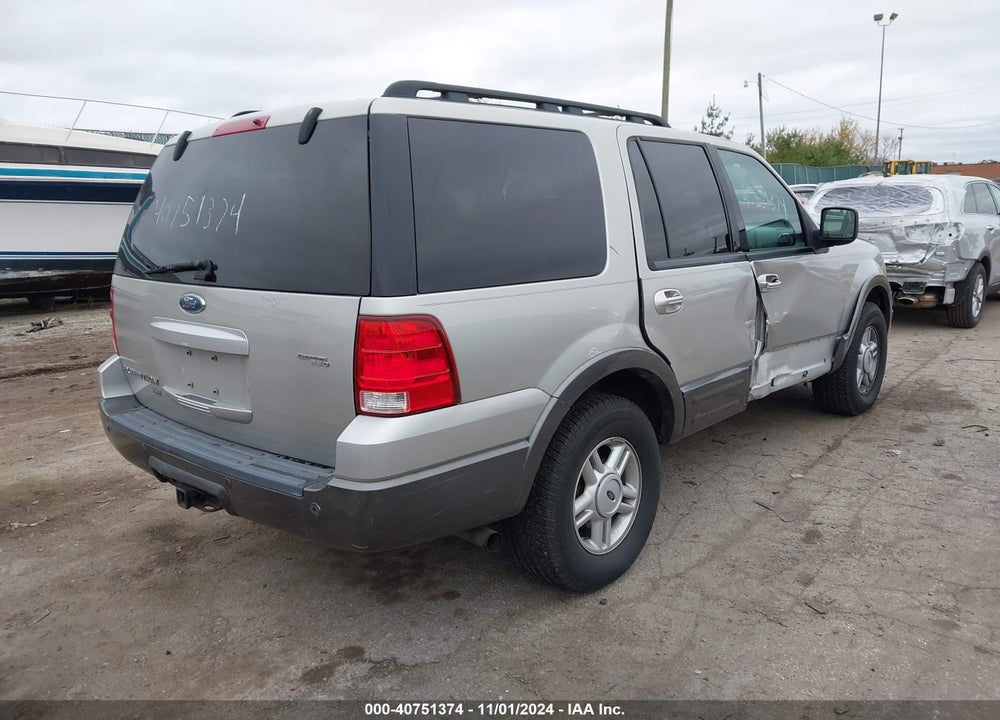 2005 FORD EXPEDITION NBX/XLT VIN: 1FMFU16505LA76570
