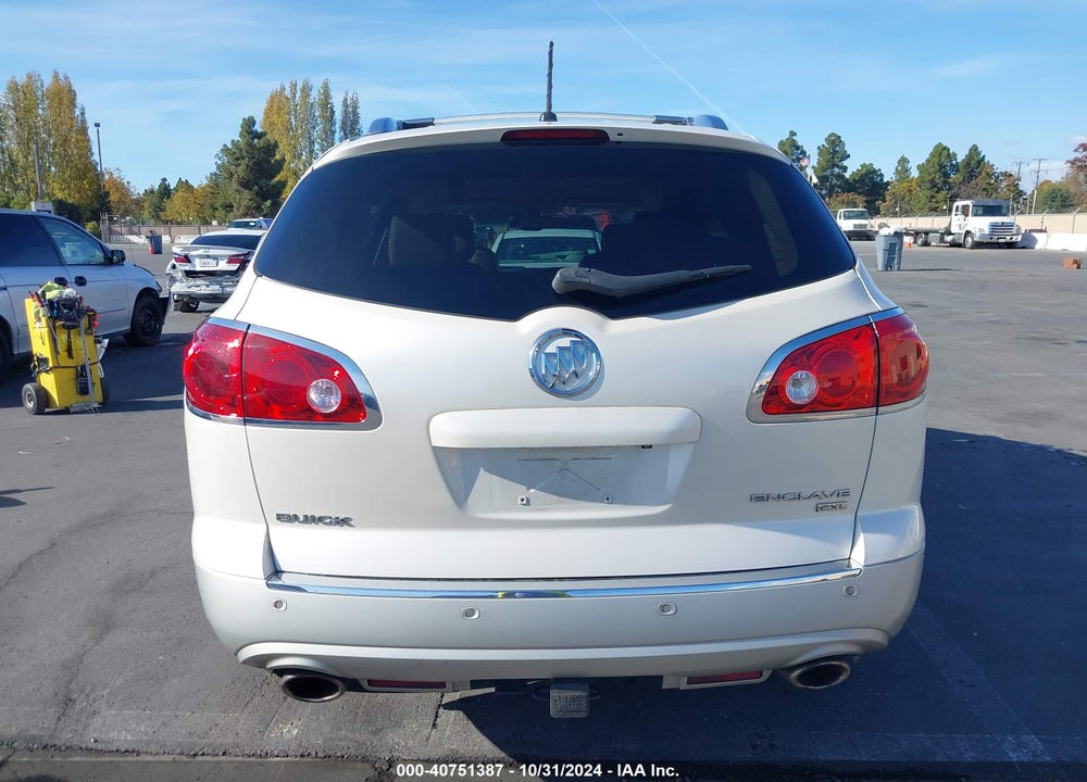 2011 BUICK ENCLAVE 1XL VIN: 5GAKRBEDXBJ356363