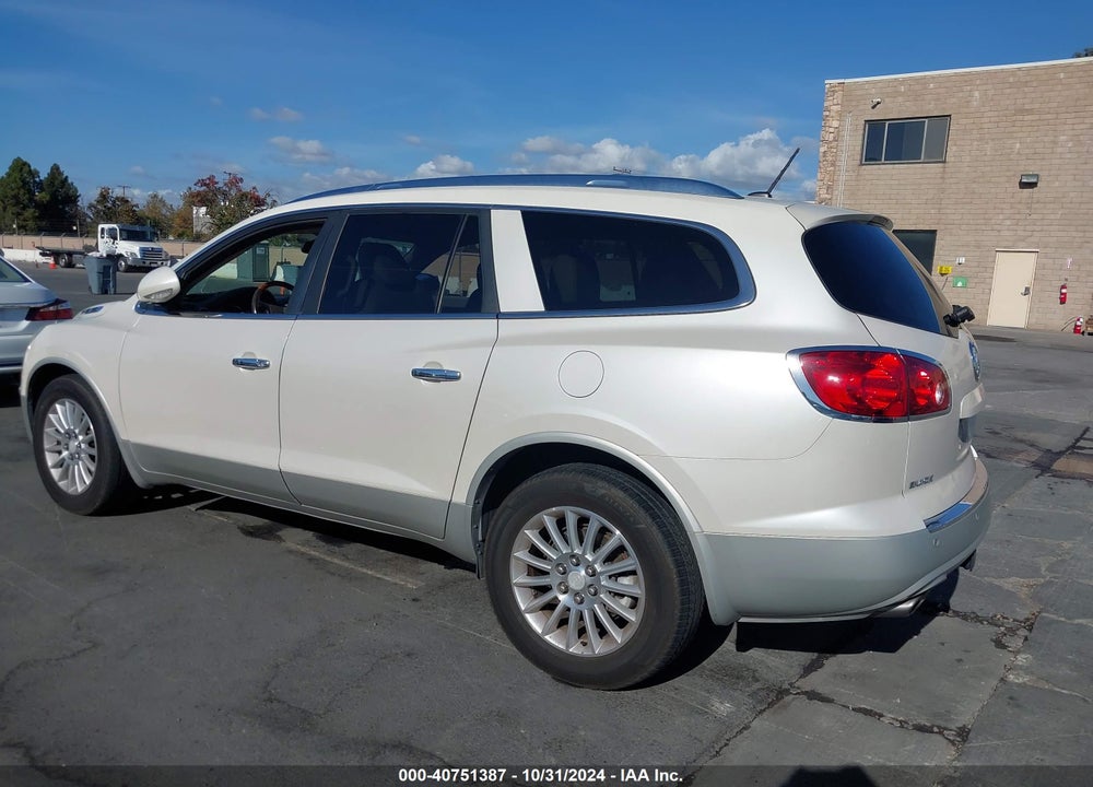 2011 BUICK ENCLAVE 1XL VIN: 5GAKRBEDXBJ356363