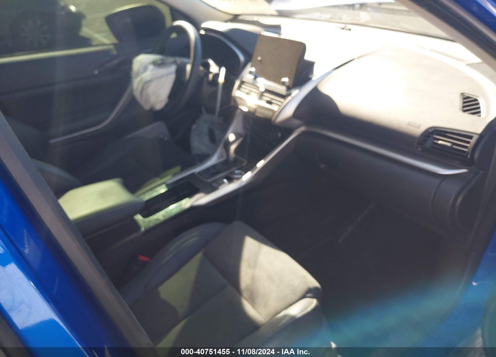 2022 MITSUBISHI ECLIPSE CROSS SE/SE SPECIAL EDITION/SEL/SEL SPECIAL EDITION VIN: JA4ATWAA1NZ063711