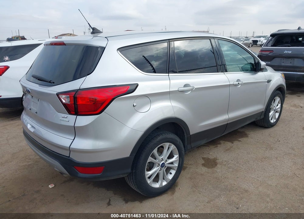 2019 FORD ESCAPE SE VIN: 1FMCU0GDXKUB06893
