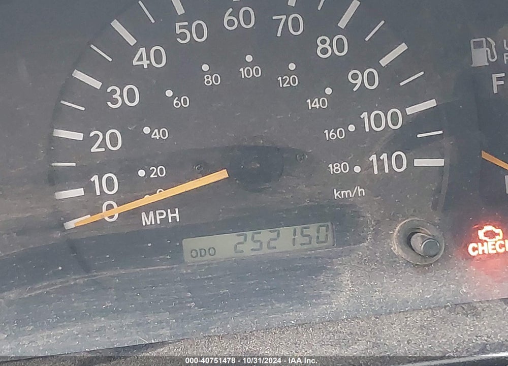 2000 TOYOTA TACOMA BASE V6 VIN: 5TEWN72N0YZ705874