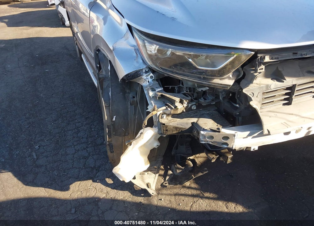 2018 HONDA CR-V LX VIN: 2HKRW5H36JH404670