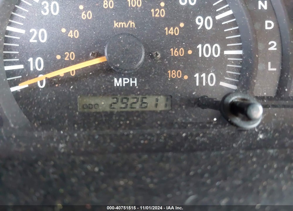 2004 TOYOTA TUNDRA SR5 V8 VIN: 5TBBT44114S446535