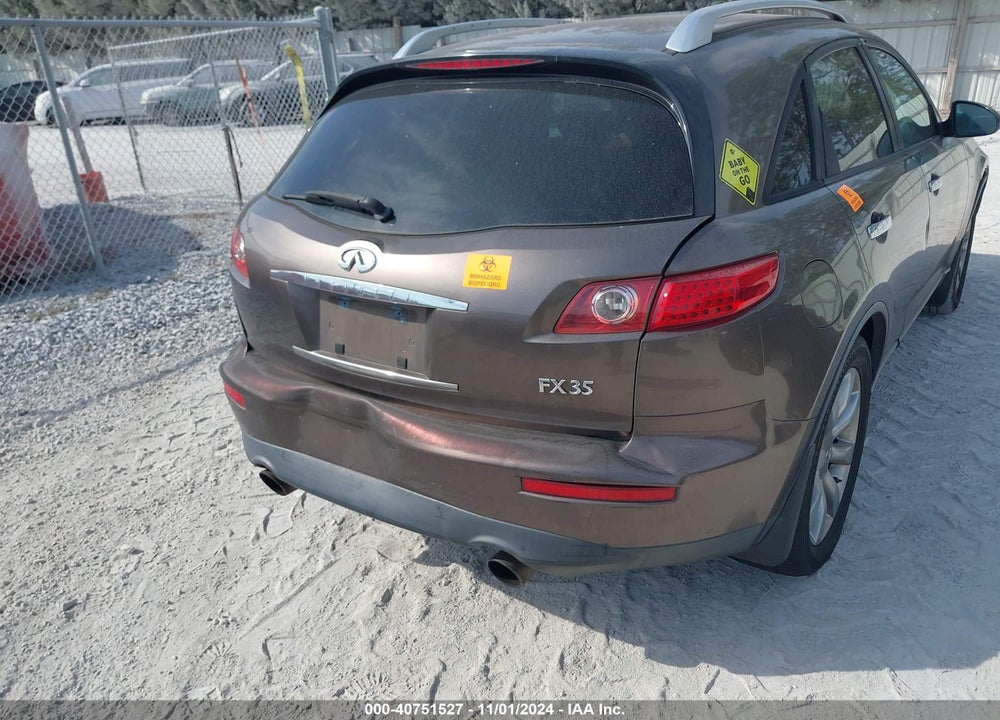 2004 INFINITI FX35 VIN: JNRAS08U74X106593