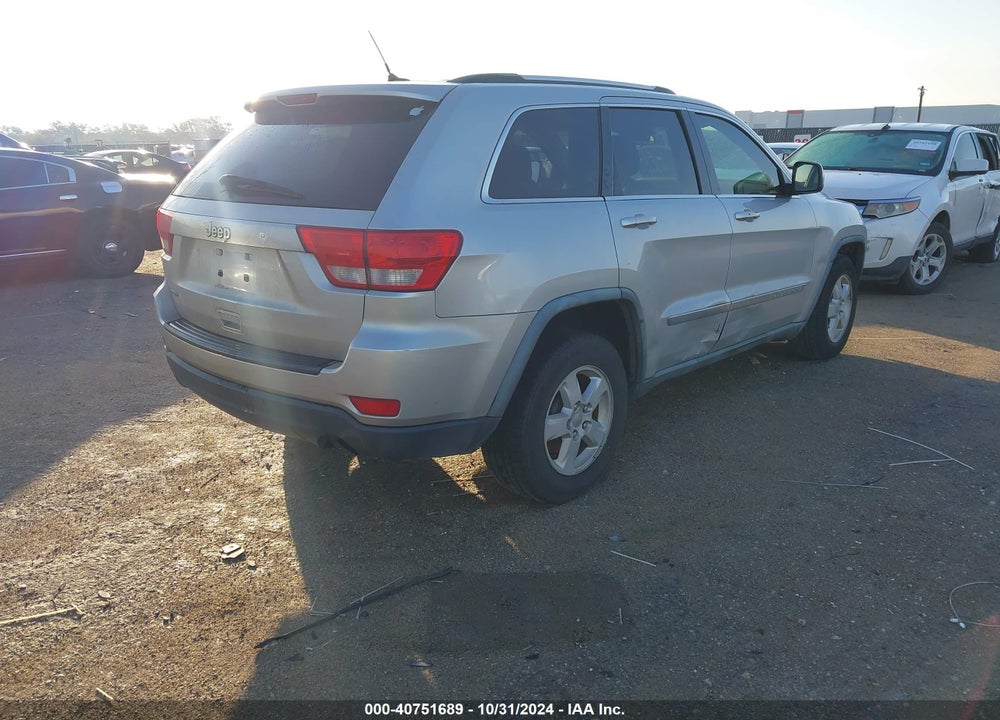 2011 JEEP GRAND CHEROKEE LAREDO VIN: 1J4RS4GG5BC573581