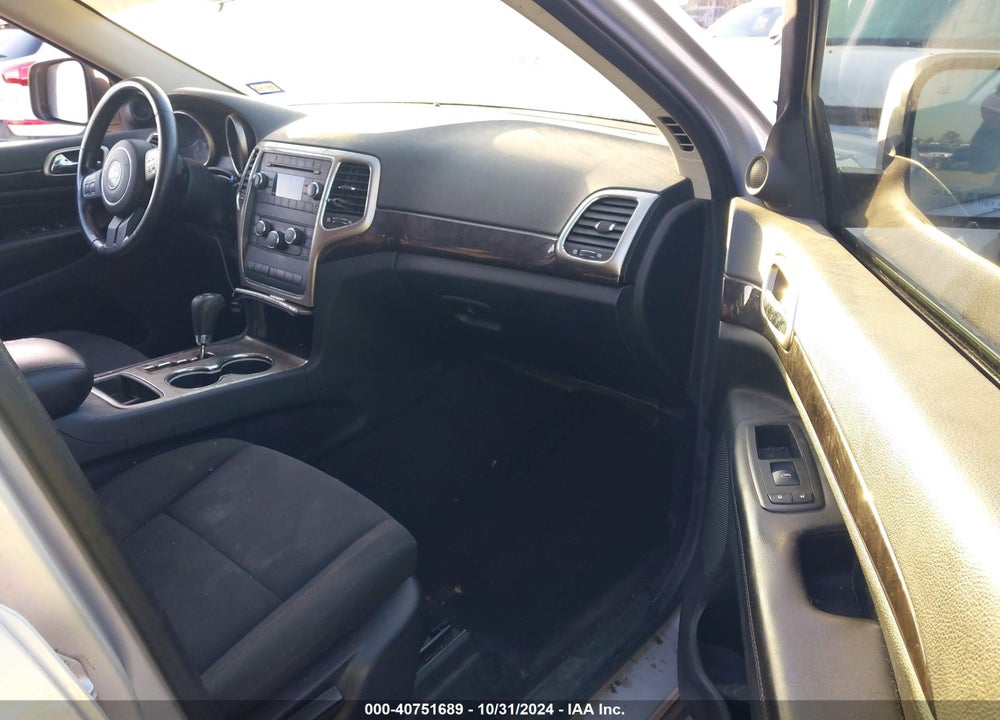 2011 JEEP GRAND CHEROKEE LAREDO VIN: 1J4RS4GG5BC573581