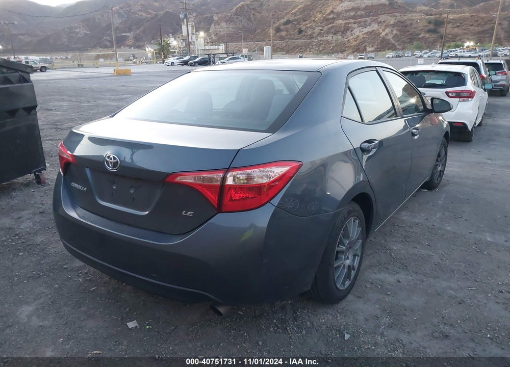 2018 TOYOTA COROLLA LE VIN: 2T1BURHE6JC100614