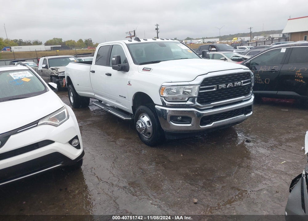 2024 RAM 3500 BIG HORN  4X4 8' BOX VIN: 3C63RRHL6RG271764
