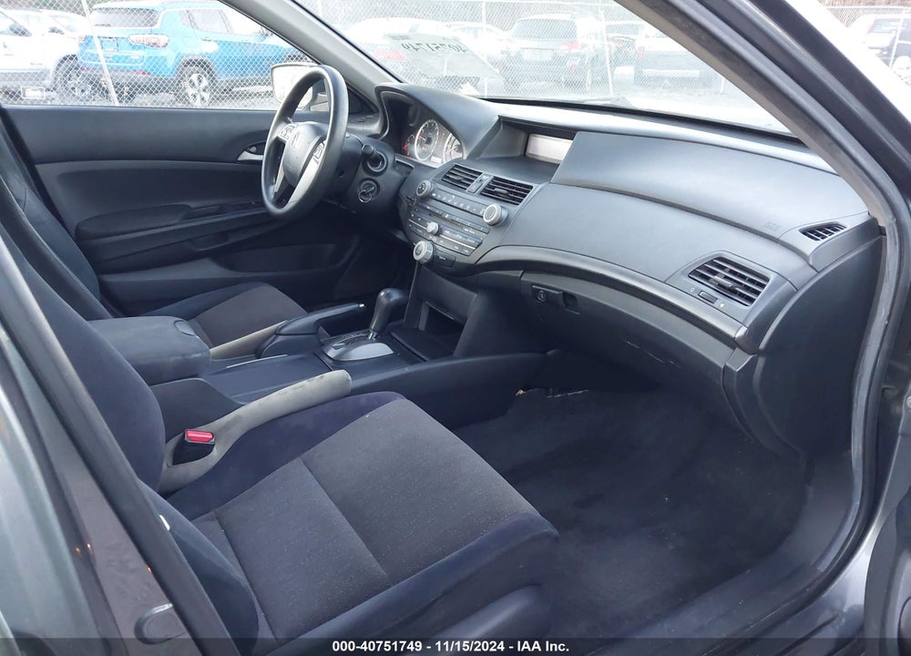 2008 HONDA ACCORD 2.4 LX VIN: 1HGCP263X8A041488