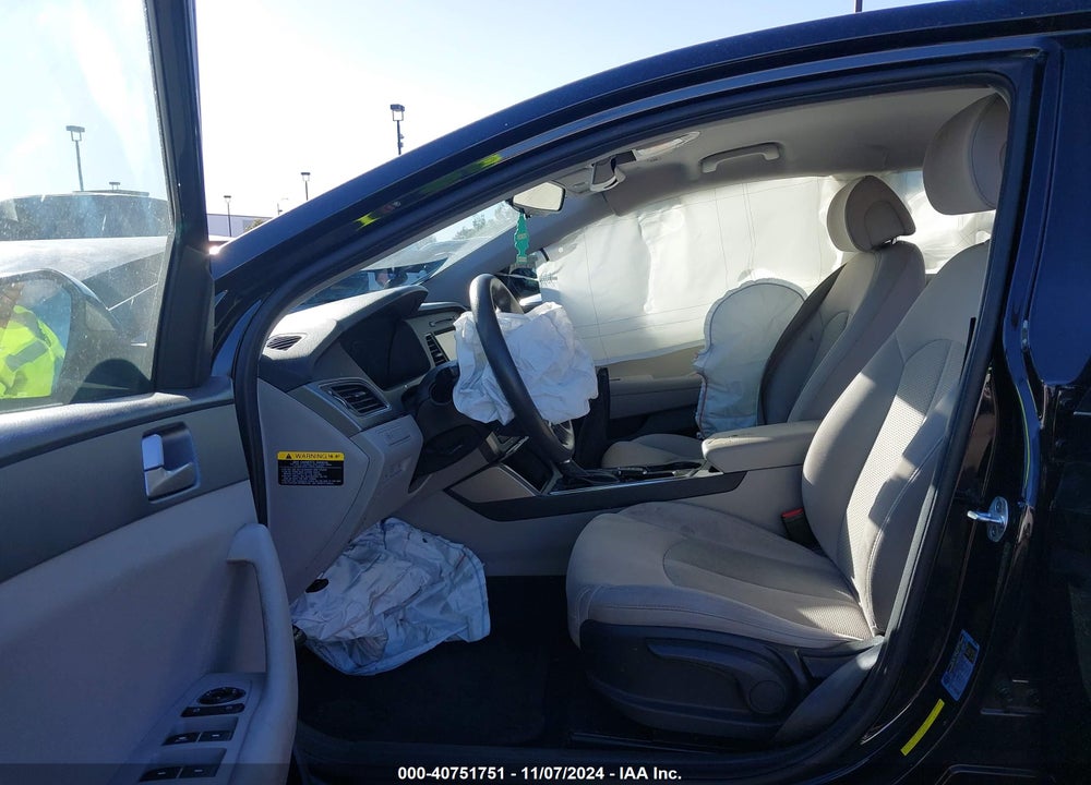 2017 HYUNDAI SONATA SE VIN: 5NPE24AF8HH578517