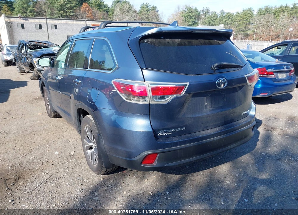 2016 TOYOTA HIGHLANDER XLE V6 VIN: 5TDJKRFH0GS322323