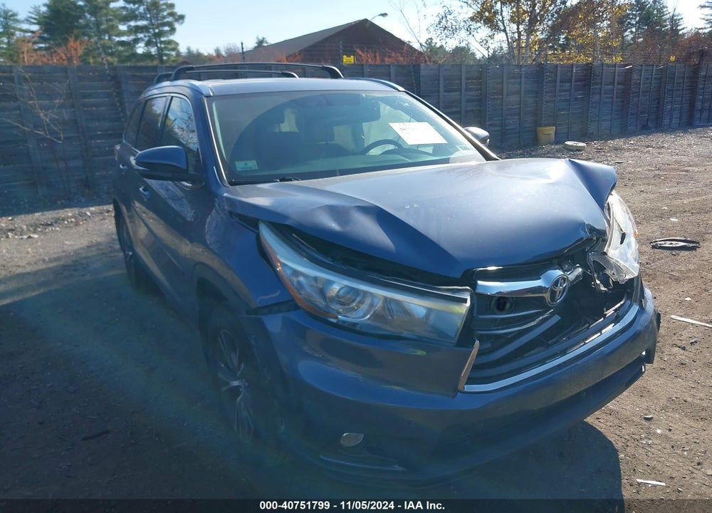 2016 TOYOTA HIGHLANDER XLE V6 VIN: 5TDJKRFH0GS322323