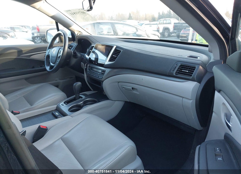 2017 HONDA PILOT EX-L VIN: 5FNYF6H74HB034042