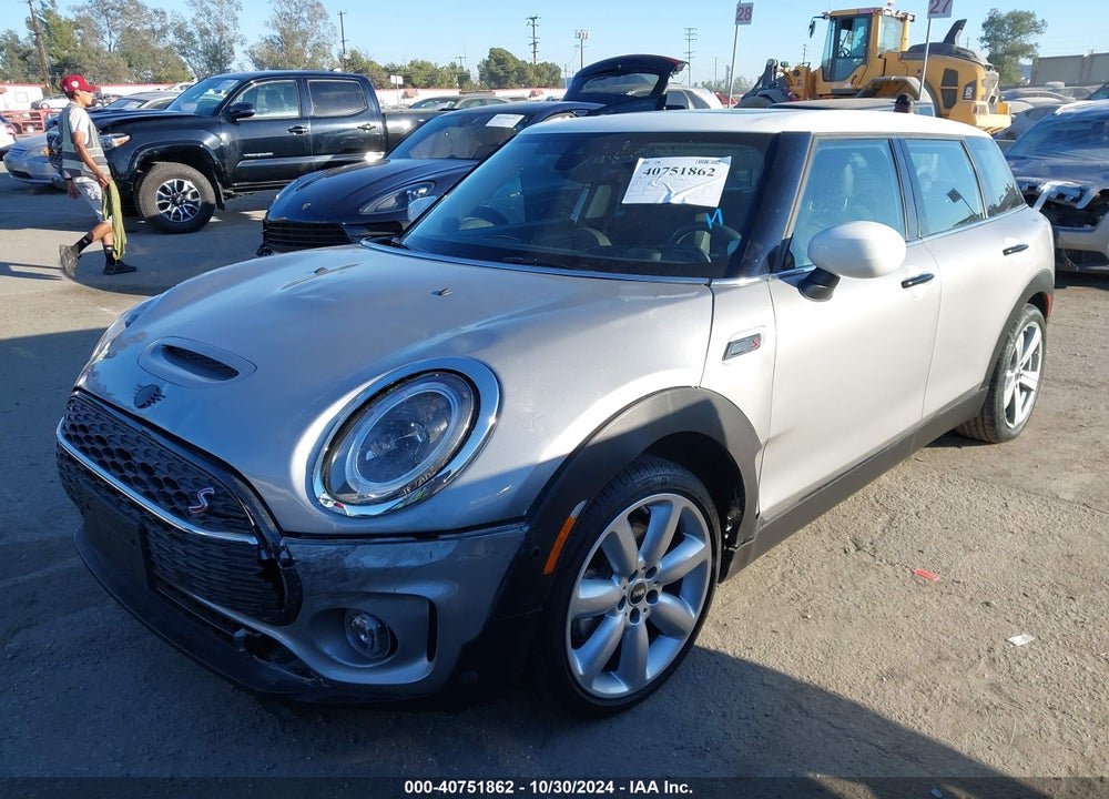 2024 MINI CLUBMAN COOPER S VIN: WMWLV7C08R2U29159
