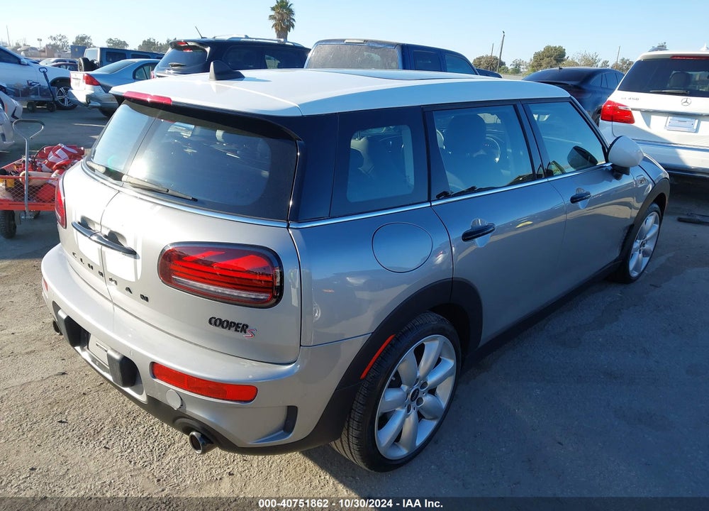 2024 MINI CLUBMAN COOPER S VIN: WMWLV7C08R2U29159