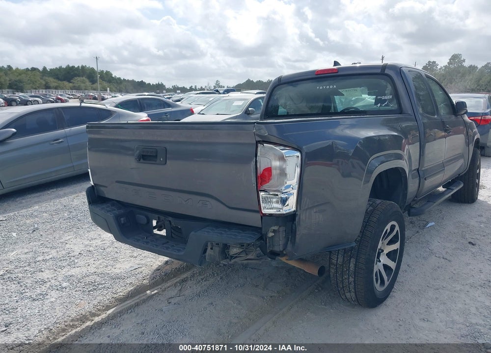 2017 TOYOTA TACOMA SR VIN: 5TFRX5GN2HX079577