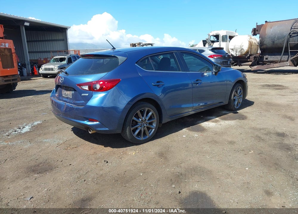 2018 MAZDA 3 TOURING VIN: 3MZBN1L3XJM268572