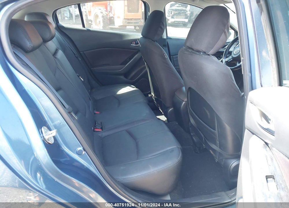 2018 MAZDA 3 TOURING VIN: 3MZBN1L3XJM268572