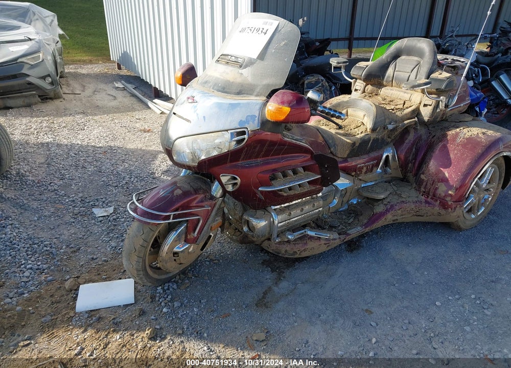 2005 HONDA GL1800 VIN: 1HFSC47085A401977