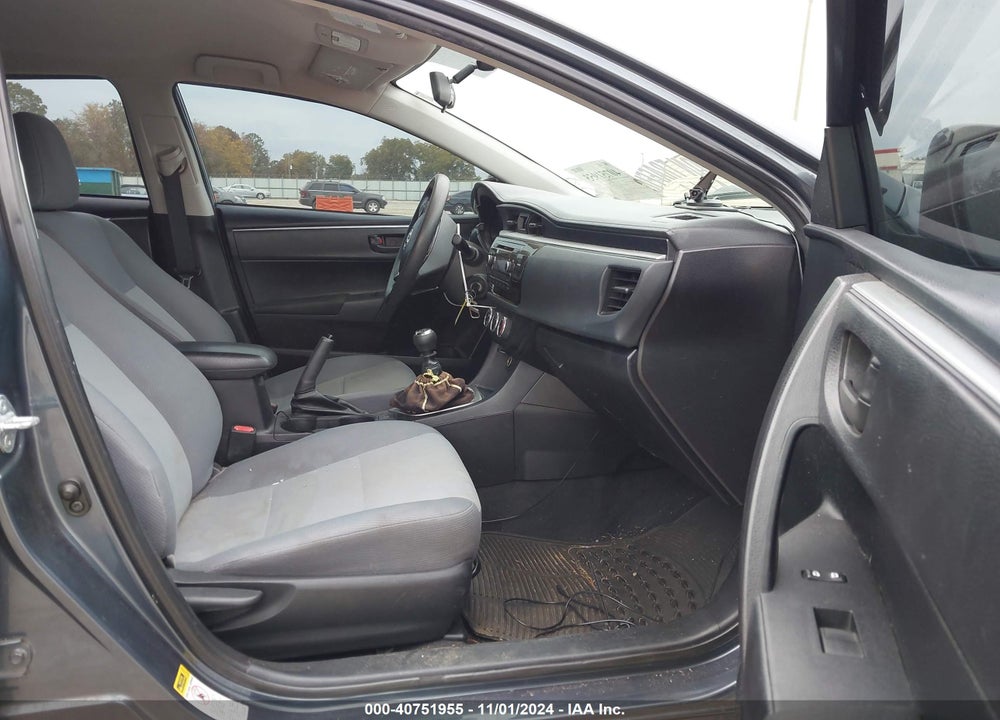 2015 TOYOTA COROLLA L VIN: 2T1BURHE2FC382810