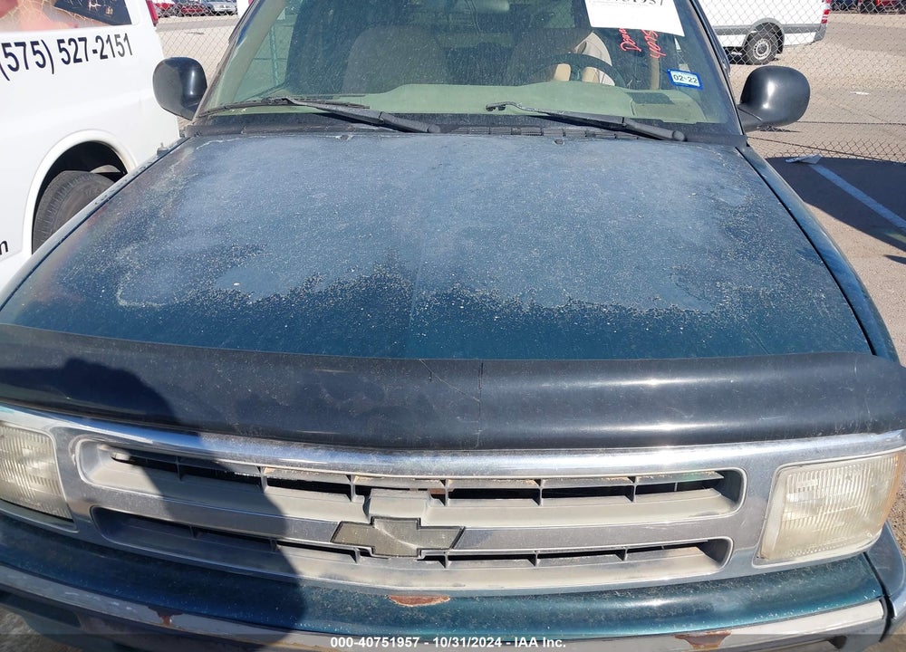 1996 CHEVROLET BLAZER VIN: 1GNDT13WXT2170249