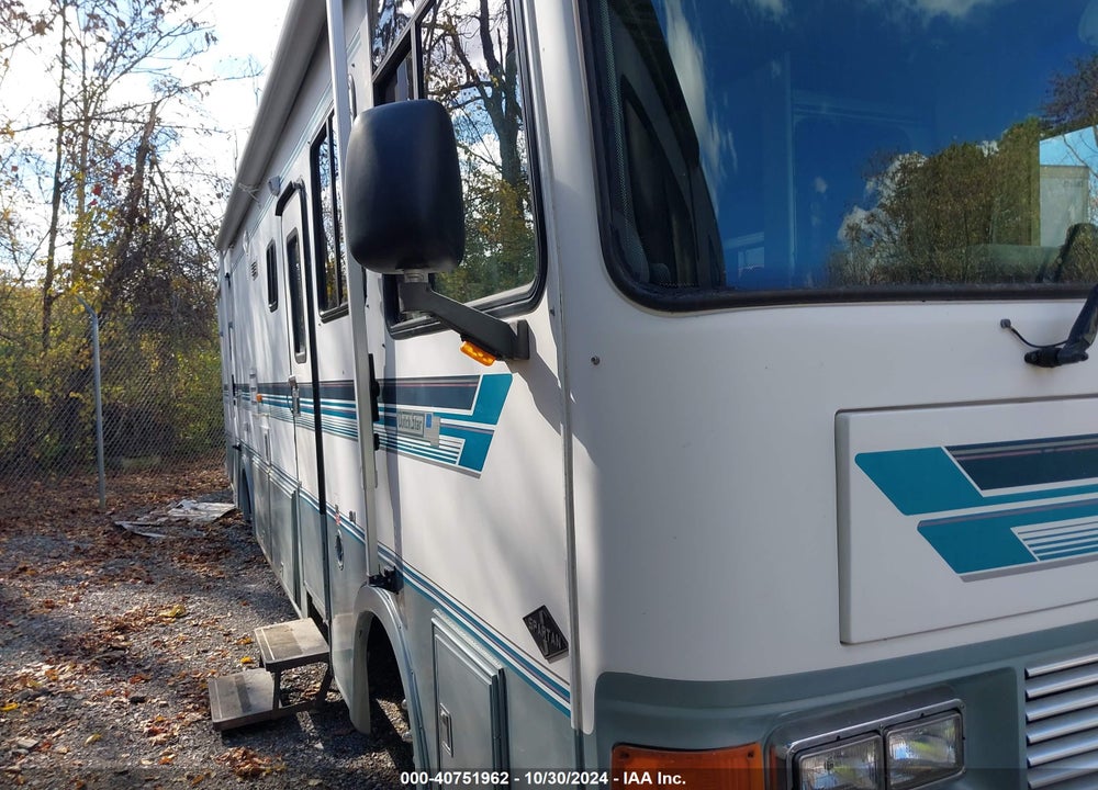 1993 SPARTAN MOTORS MOTORHOME VIN: 4S7PT9J17PC010095