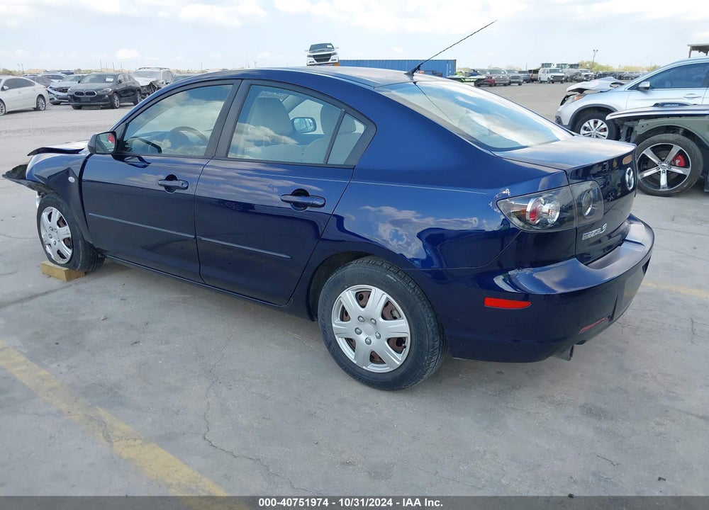 2008 MAZDA 3 I SPORT VIN: JM1BK32F481172320