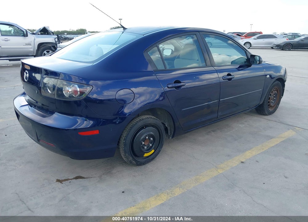 2008 MAZDA 3 I SPORT VIN: JM1BK32F481172320