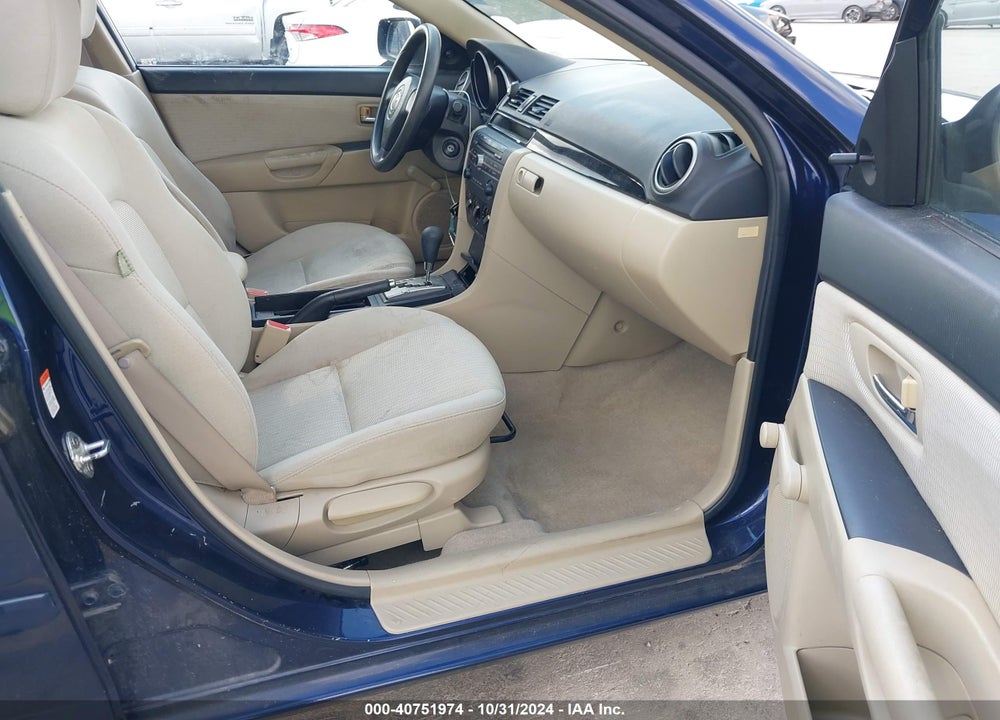 2008 MAZDA 3 I SPORT VIN: JM1BK32F481172320