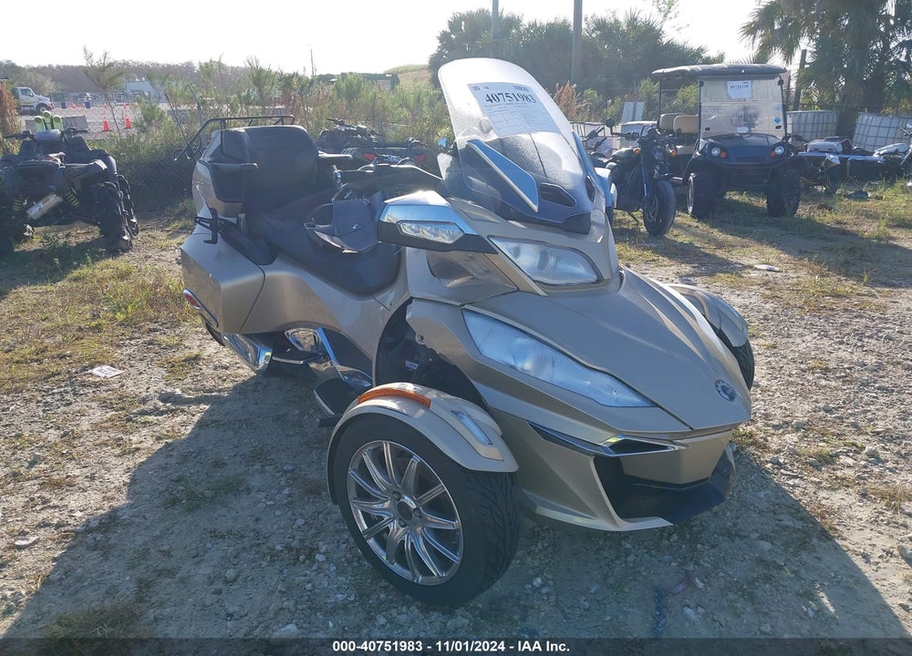 2018 CAN-AM SPYDER ROADSTER RT/RT LIMITED/RT LIMITED 10TH ANNIVERSARY VIN: 2BXNBDD2XJV003795